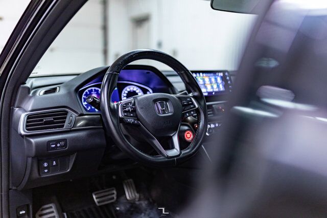 2018 Honda Accord Sport Leather Roof BCam Red Deer AB