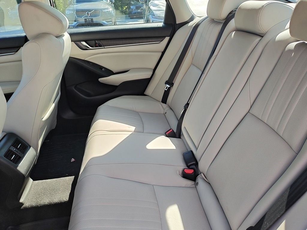 2018 Honda Accord Touring Hunt Valley MD