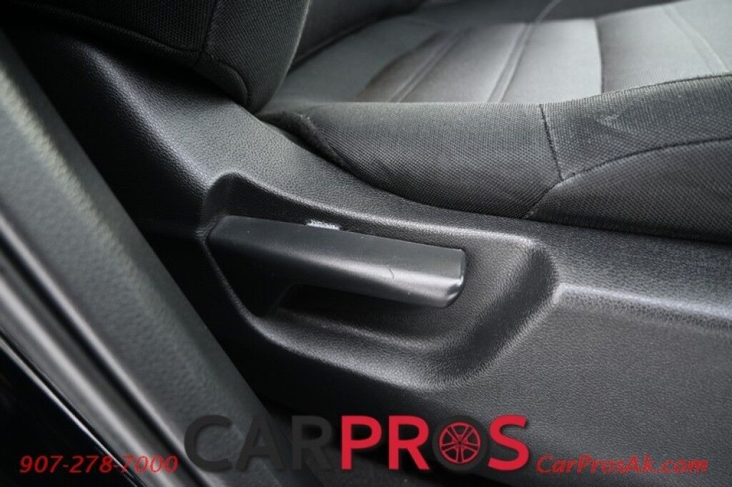 2018 Honda CR-V EX - All Wheel Drive - Power Deriver's Seat - Heated Seats - Bluetooth - Backup Camera - Remote Start - Sunroof - Blind Spot Detection - Aluminum Wheels Anchorage AK