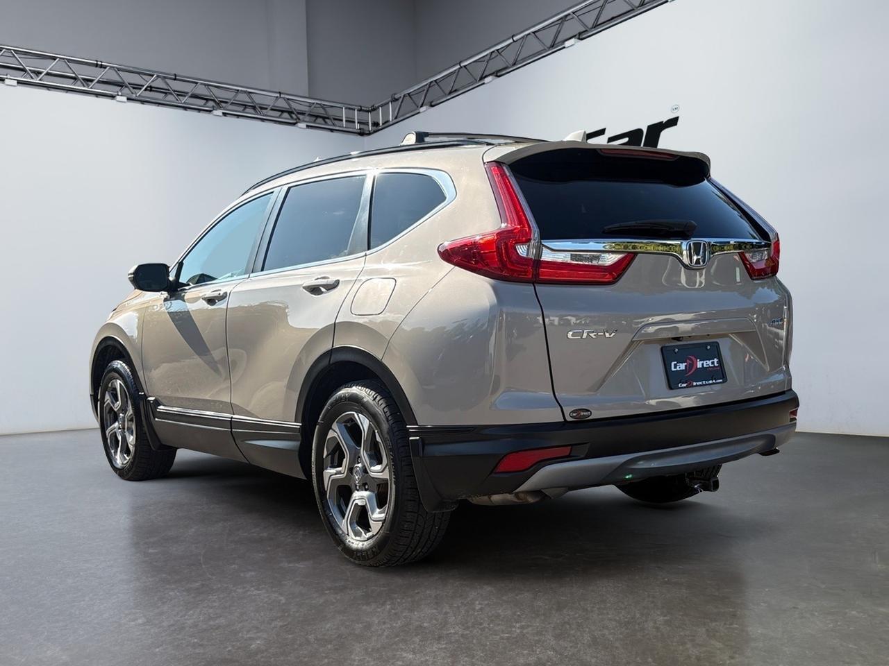2018 Honda CR-V EX-L, POWER LIFTGATE, BLIND SPOT ALERTS, SUNROOF, AUTO START/STOP, HEATED SEATS. NAVIGATION, REMOTE KEYLESS ENTRY, LOW MILEAGE, CLEAN CERTIFIED CARFAX, PERFECT FOR A SUMMER FAMILY VACATION! Virginia Beach VA