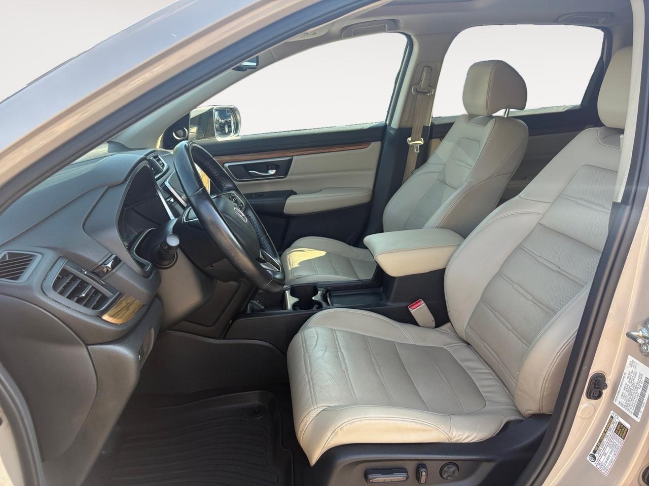 2018 Honda CR-V EX-L, POWER LIFTGATE, BLIND SPOT ALERTS, SUNROOF, AUTO START/STOP, HEATED SEATS. NAVIGATION, REMOTE KEYLESS ENTRY, LOW MILEAGE, CLEAN CERTIFIED CARFAX, PERFECT FOR A SUMMER FAMILY VACATION! Virginia Beach VA