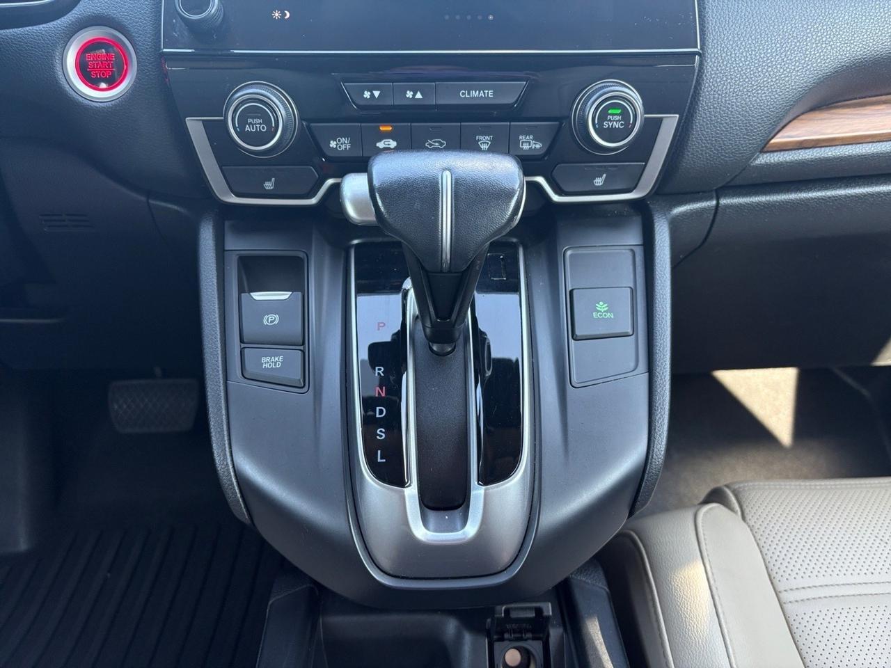 2018 Honda CR-V EX-L, POWER LIFTGATE, BLIND SPOT ALERTS, SUNROOF, AUTO START/STOP, HEATED SEATS. NAVIGATION, REMOTE KEYLESS ENTRY, LOW MILEAGE, CLEAN CERTIFIED CARFAX, PERFECT FOR A SUMMER FAMILY VACATION! Virginia Beach VA