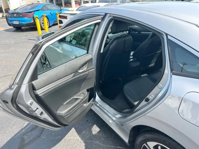 2018 Honda Civic EX-L w/Navigation Sedan 4D Cincinnati OH