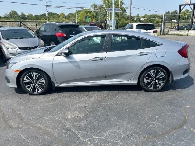 2018 Honda Civic EX-L w/Navigation Sedan 4D Cincinnati OH
