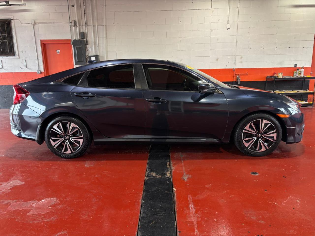 2018 Honda Civic EX-T Sedan CVT