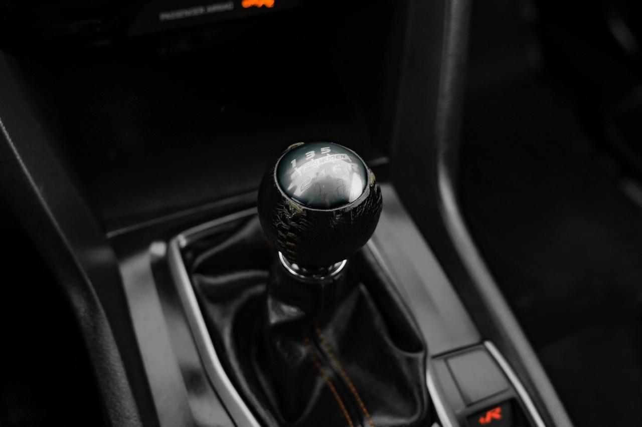 2018 Honda Civic Type R TOURING NAVIGATION SUEDE SEATS REAR CAMERA KEYLESS START BLUETOO Carrollton TX