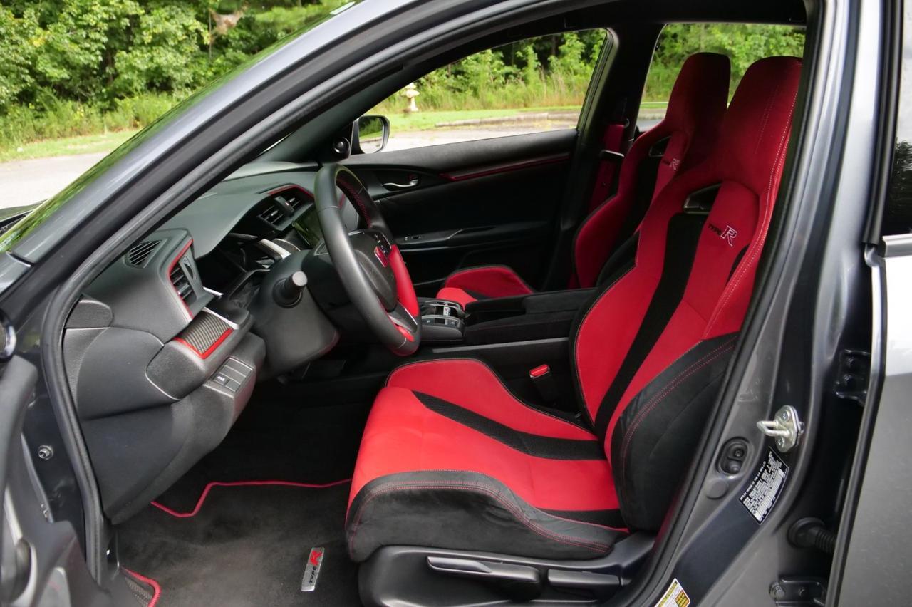 2018 Honda Civic Type R Touring / AWE Exhaust / RAYS Wheels / Turbocharged! Lincolnton NC