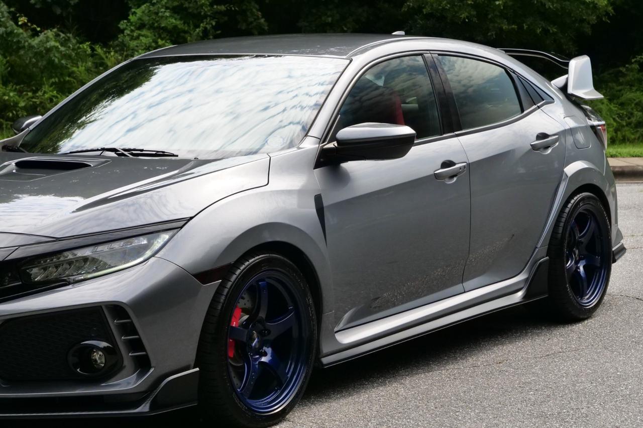 2018 Honda Civic Type R Touring / AWE Exhaust / RAYS Wheels / Turbocharged! Lincolnton NC