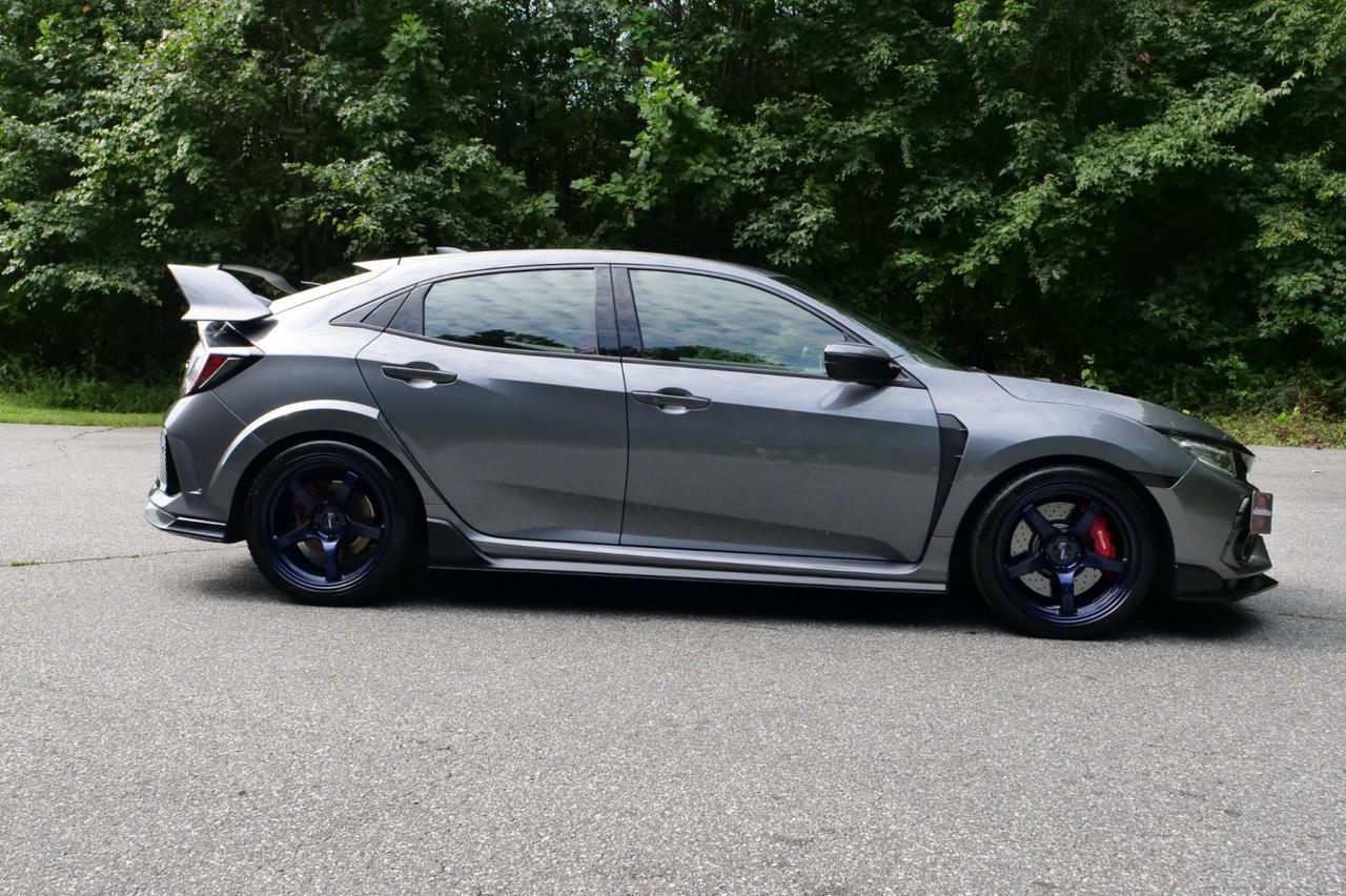 2018 Honda Civic Type R Touring / AWE Exhaust / RAYS Wheels / Turbocharged! Lincolnton NC