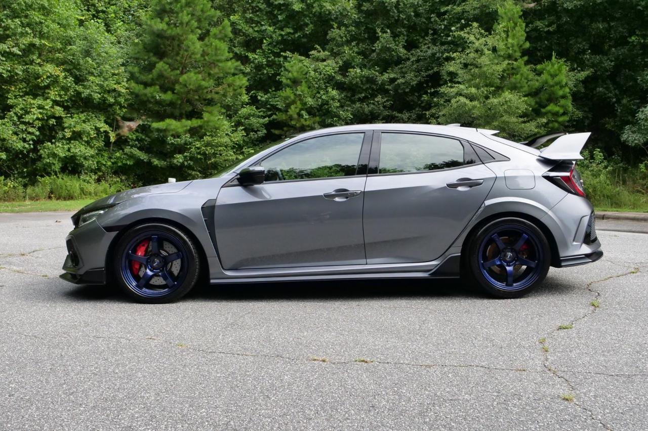 2018 Honda Civic Type R Touring / AWE Exhaust / RAYS Wheels / Turbocharged! Lincolnton NC