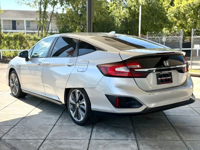 2018 Honda Clarity Touring Plug-In Hybr 110,697 mi.