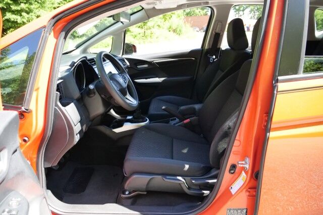 2018 Honda Fit EX / Manual / Sunroof / Lane Keep! High Point NC