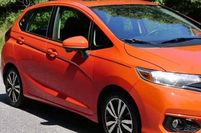 2018 Honda Fit EX / Manual / Sunroof / Lane Keep! High Point NC