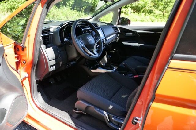 2018 Honda Fit EX / Manual / Sunroof / Lane Keep! High Point NC