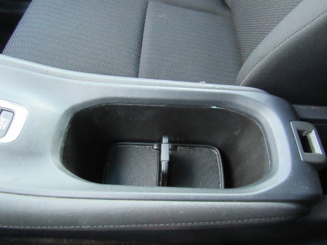 2018 Honda HR-V LX photo 40