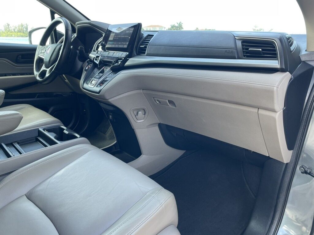 2018 Honda Odyssey EX-L~ODYSSEY~CLEAN CARFAX~ONLINE FINANCE AND SHIPPING AVAILABLE! Sarasota FL