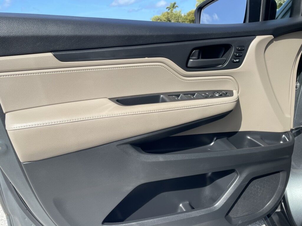 2018 Honda Odyssey EX-L~ODYSSEY~CLEAN CARFAX~ONLINE FINANCE AND SHIPPING AVAILABLE! Sarasota FL