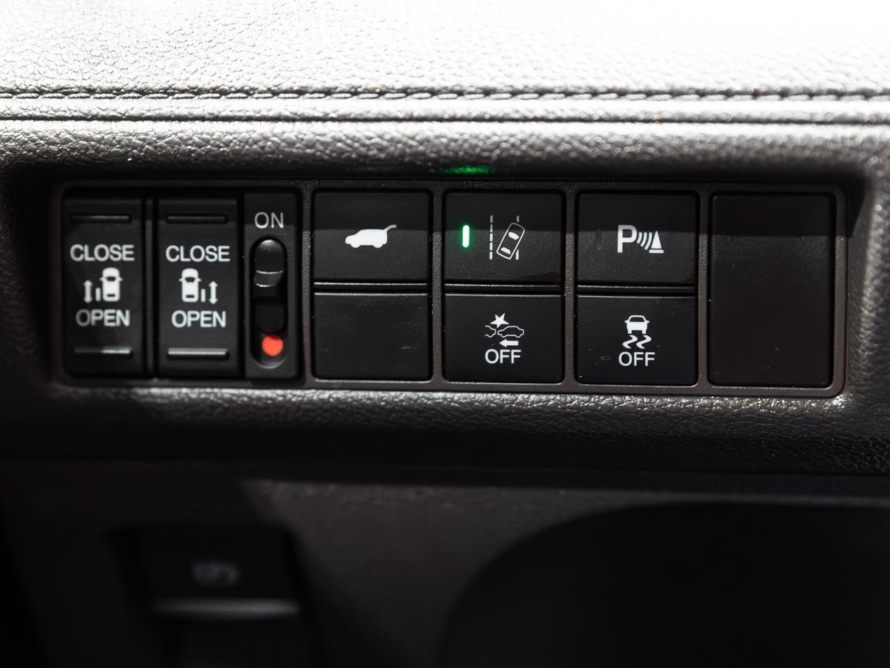 2018 Honda Odyssey Elite 8-Passenger TV-DVD Cranberry PA