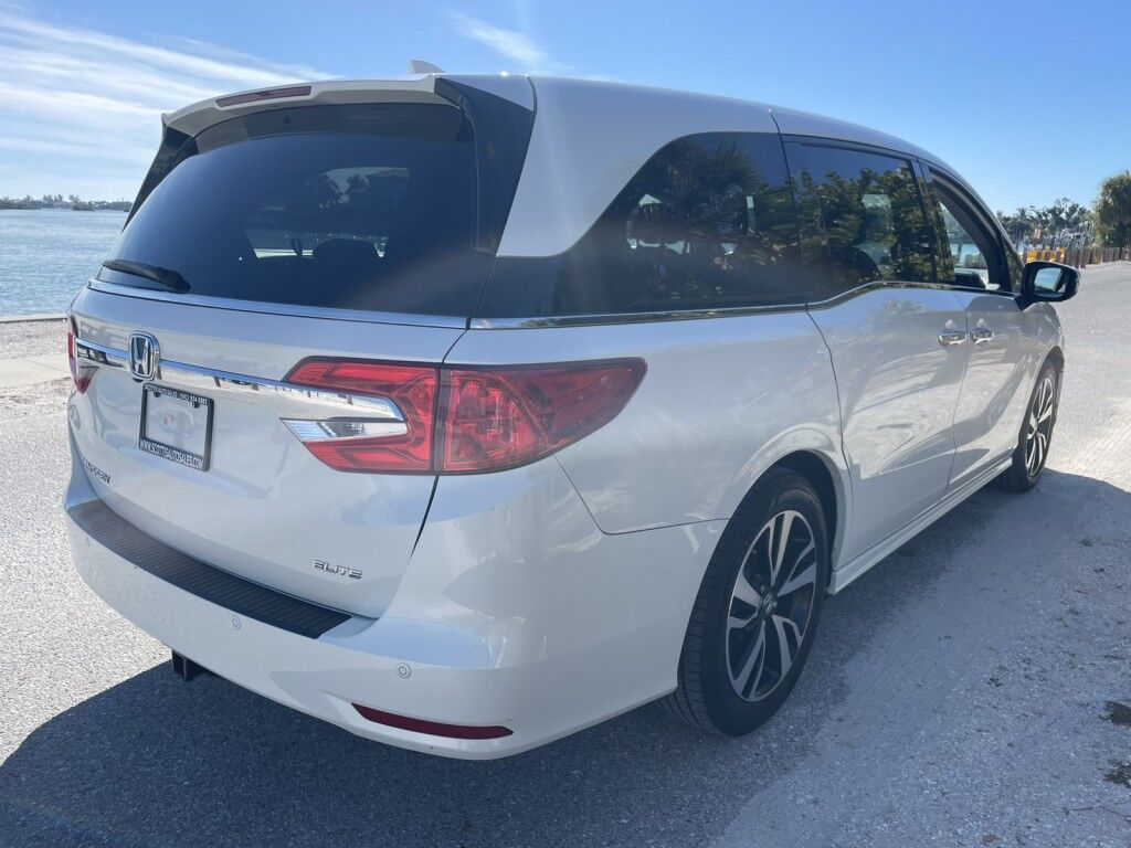 2018 Honda Odyssey Elite~CLEAN CARFAX~1-OWNER~AUTO START/STOP~BLUETOOTH~DRIVER ASSISTANCE PACKAGE~HEATED SEATS~LANE KEEPING ASSIST~NAVIGATION~PREMIUM SOUND~PUSH-BUTTON START~REMOTE ENGINE START~TRAILER HITCH~VIDEO SYSTEM Sarasota FL