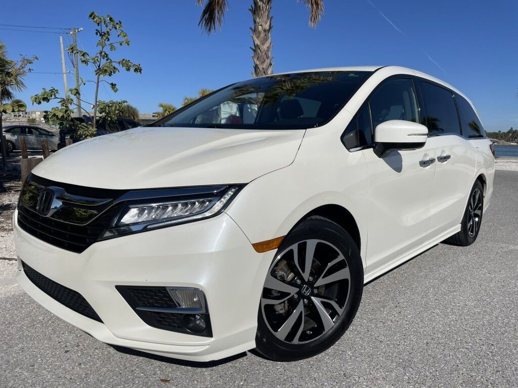 2018 Honda Odyssey Elite~CLEAN CARFAX~1-OWNER~AUTO START/STOP~BLUETOOTH~DRIVER ASSISTANCE PACKAGE~HEATED SEATS~LANE KEEPING ASSIST~NAVIGATION~PREMIUM SOUND~PUSH-BUTTON START~REMOTE ENGINE START~TRAILER HITCH~VIDEO SYSTEM