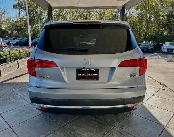 2018 Honda Pilot Elite 4WD 162,737 mi.