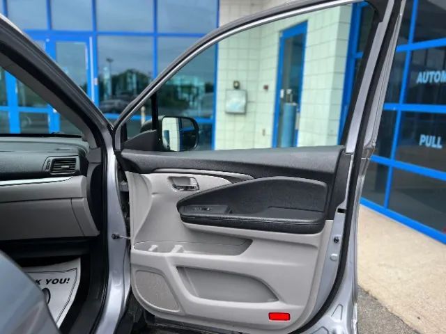 2018 Honda Pilot LX Sport Utility 4D Cincinnati OH