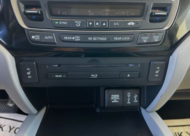 2018 Honda Pilot Touring 2WD Houston TX