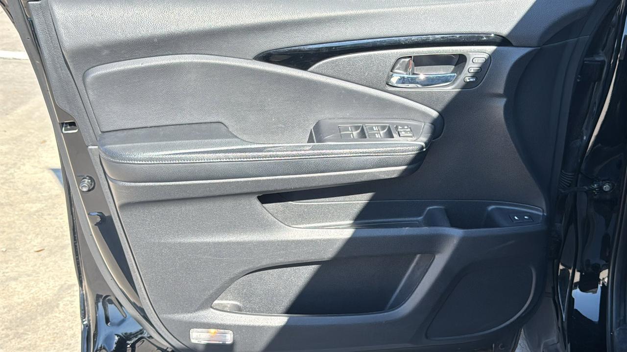 2018 Honda Pilot Touring  Selma TX