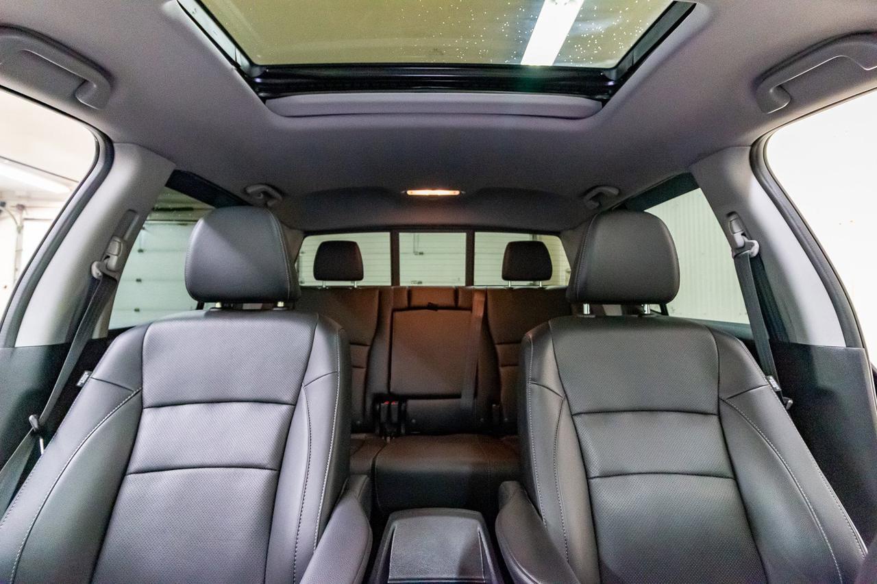 2018 Honda Ridgeline 4x4 Crew Cab Touring Leather Roof Nav Red Deer AB