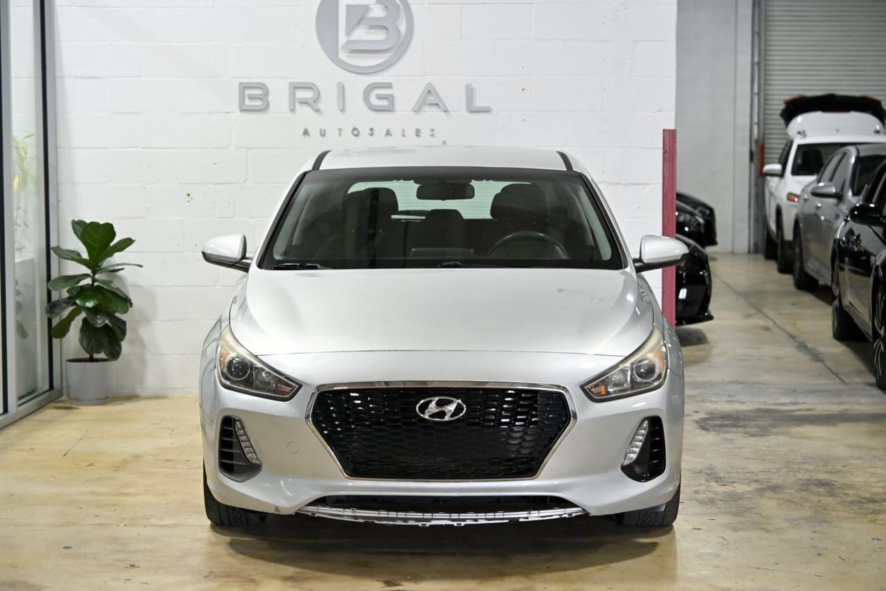 2018 Hyundai Elantra GT 2.0L 6A