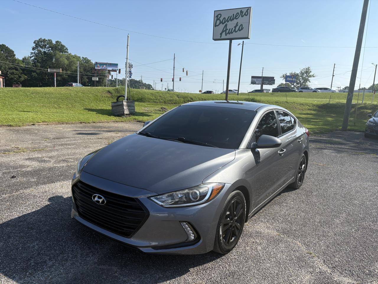 2018 Hyundai Elantra 1.8 Value Edition A/T's photo