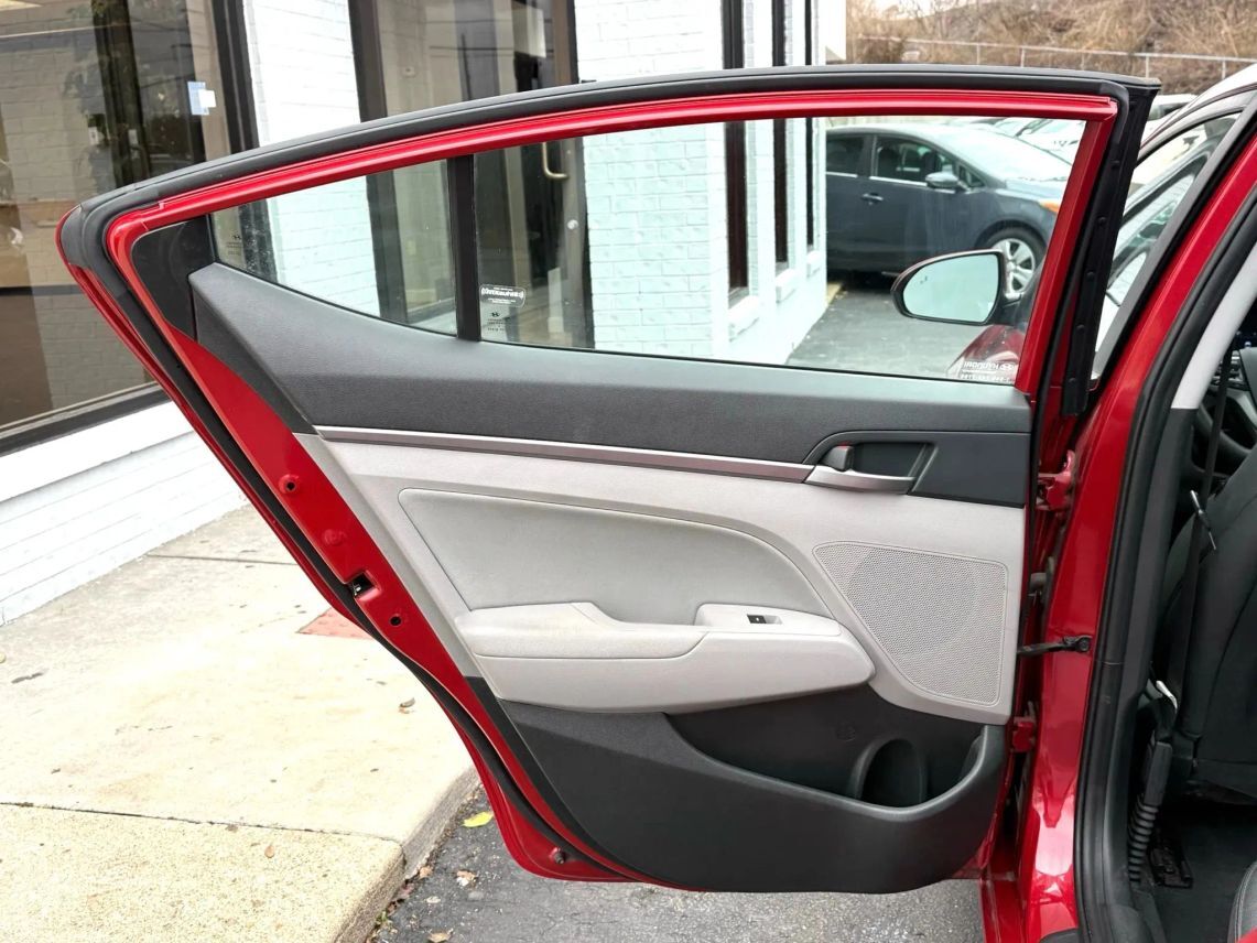 2018 Hyundai Elantra SEL Sedan 4D Cincinnati OH