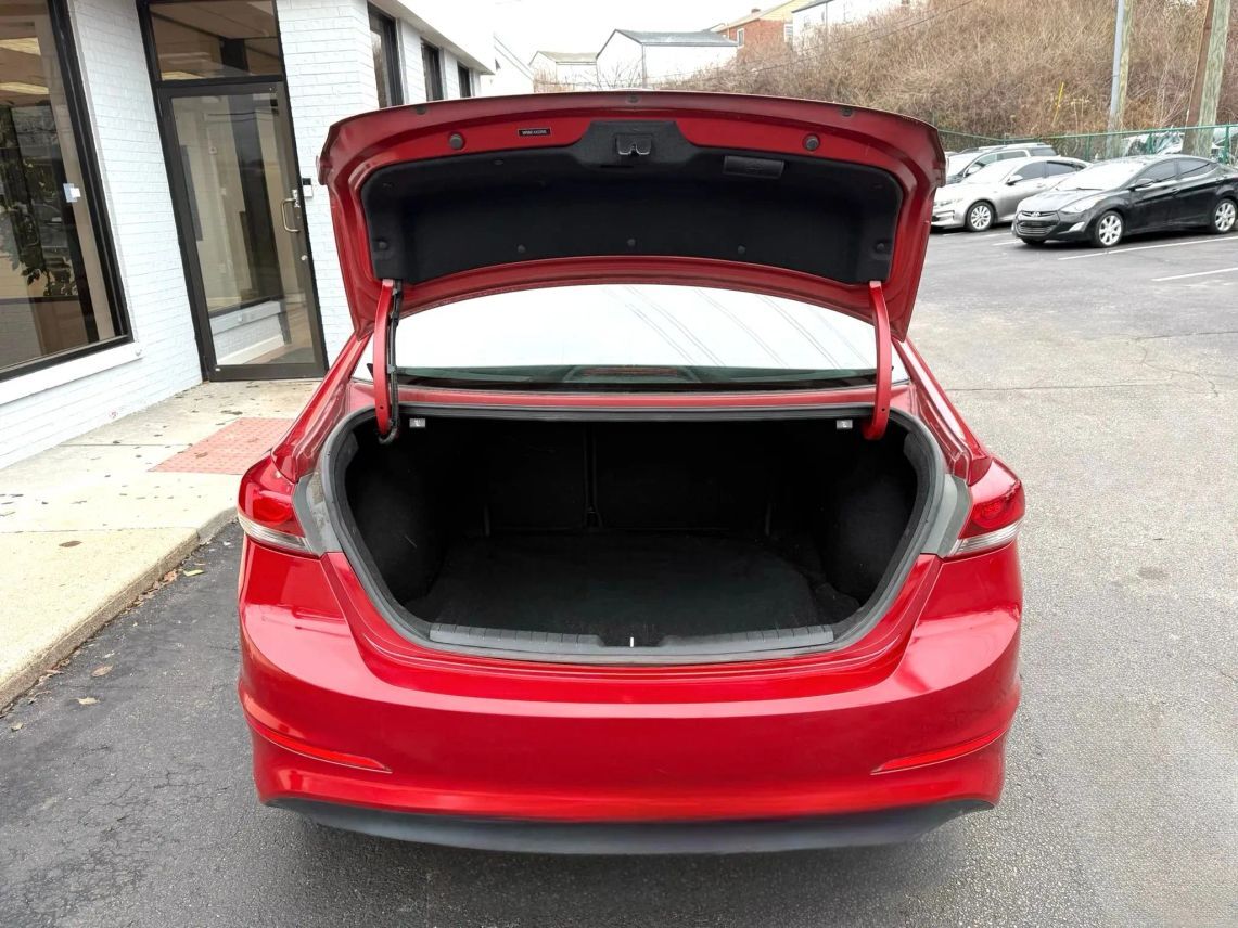 2018 Hyundai Elantra SEL Sedan 4D Cincinnati OH