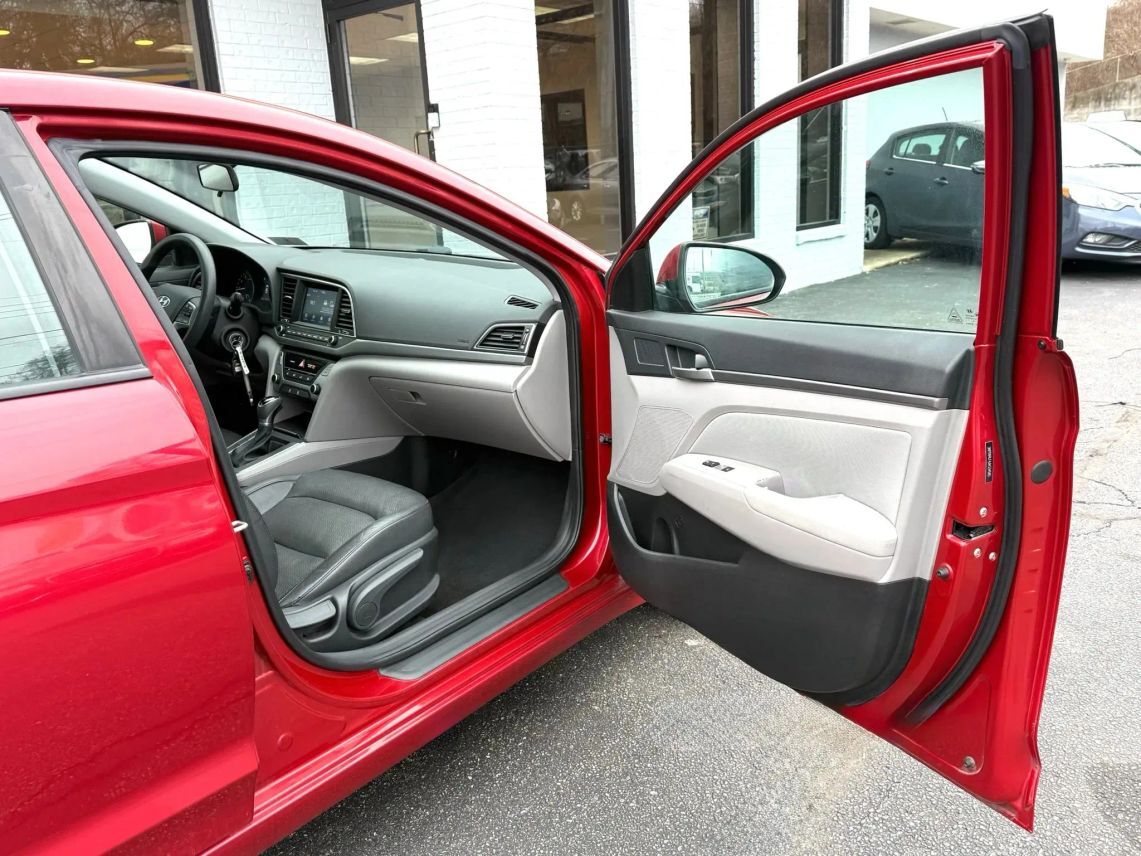 2018 Hyundai Elantra SEL Sedan 4D Cincinnati OH