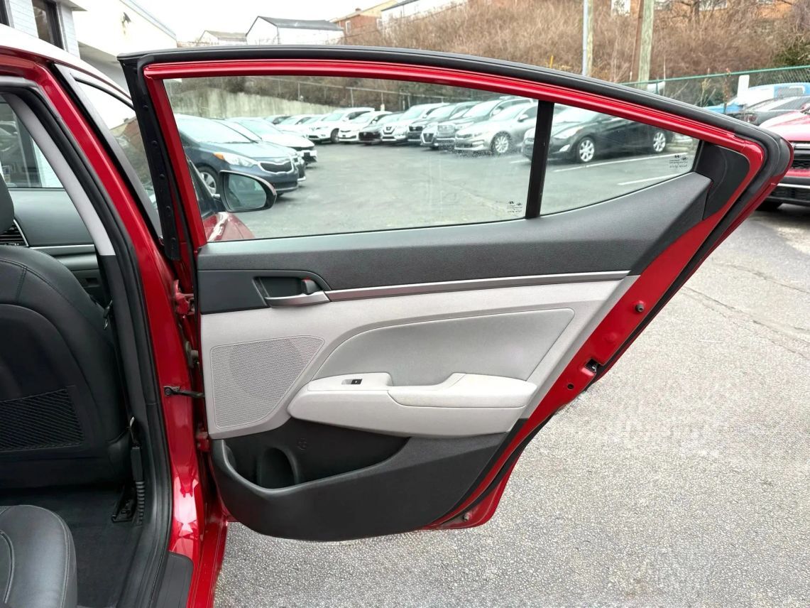 2018 Hyundai Elantra SEL Sedan 4D Cincinnati OH