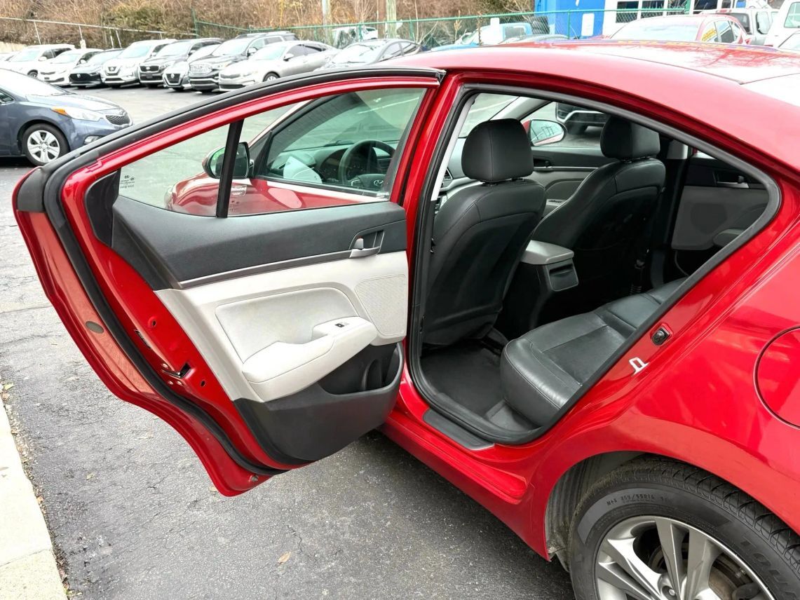 2018 Hyundai Elantra SEL Sedan 4D Cincinnati OH