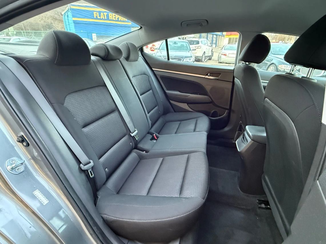 2018 Hyundai Elantra SEL Sedan 4D Cincinnati OH