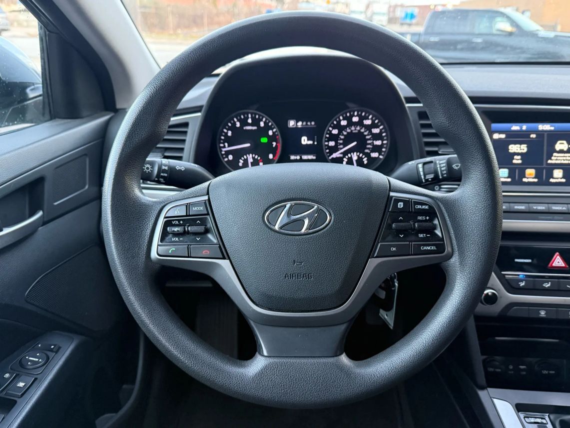 2018 Hyundai Elantra SEL Sedan 4D Cincinnati OH