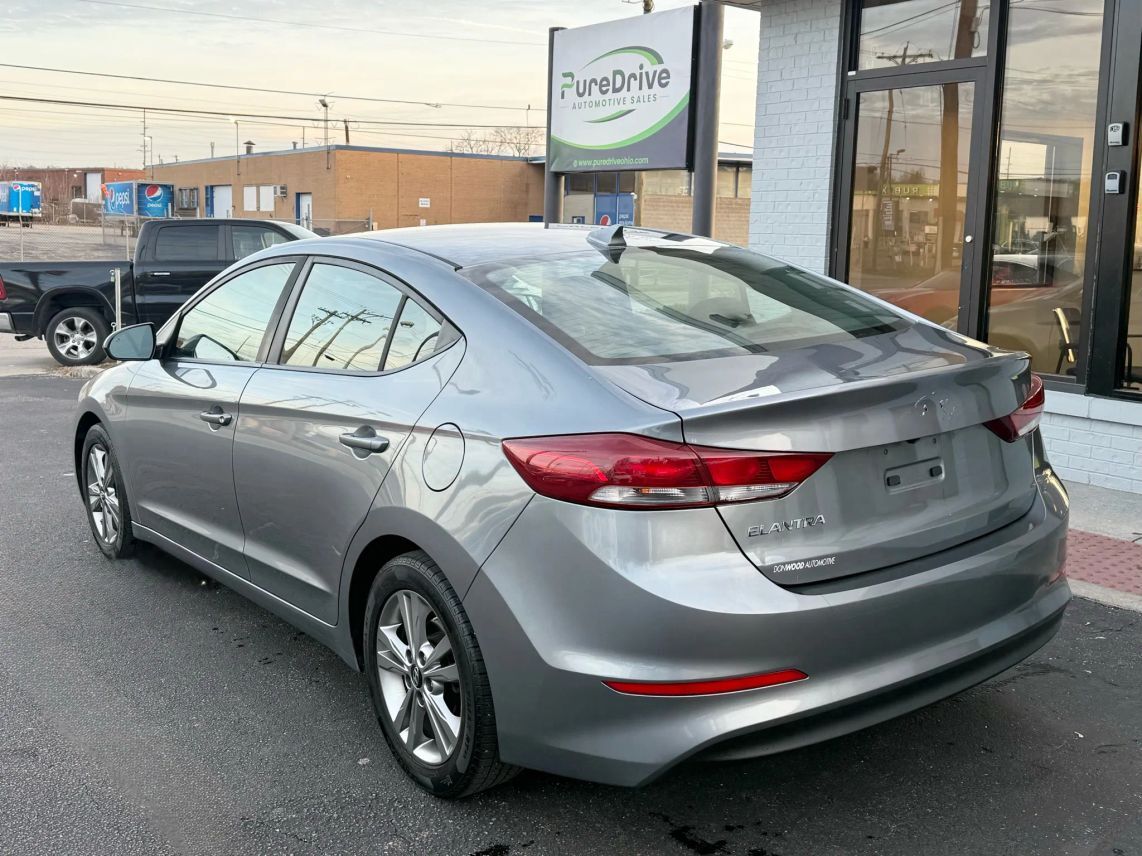 2018 Hyundai Elantra SEL Sedan 4D Cincinnati OH