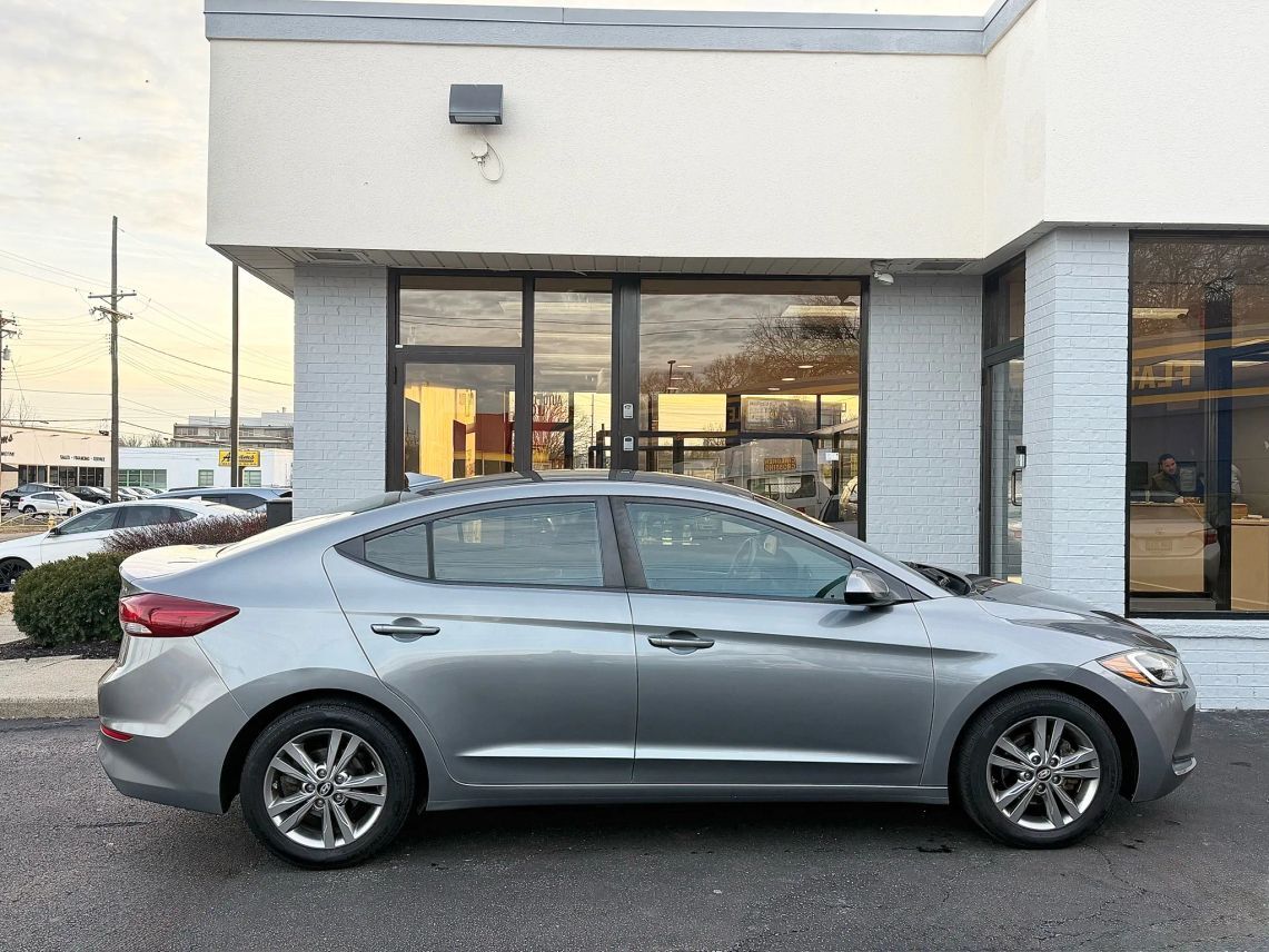 2018 Hyundai Elantra SEL Sedan 4D Cincinnati OH