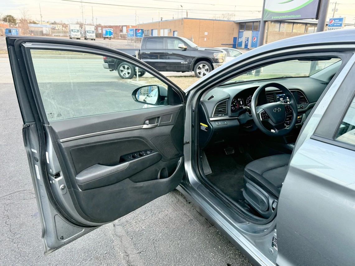 2018 Hyundai Elantra SEL Sedan 4D Cincinnati OH