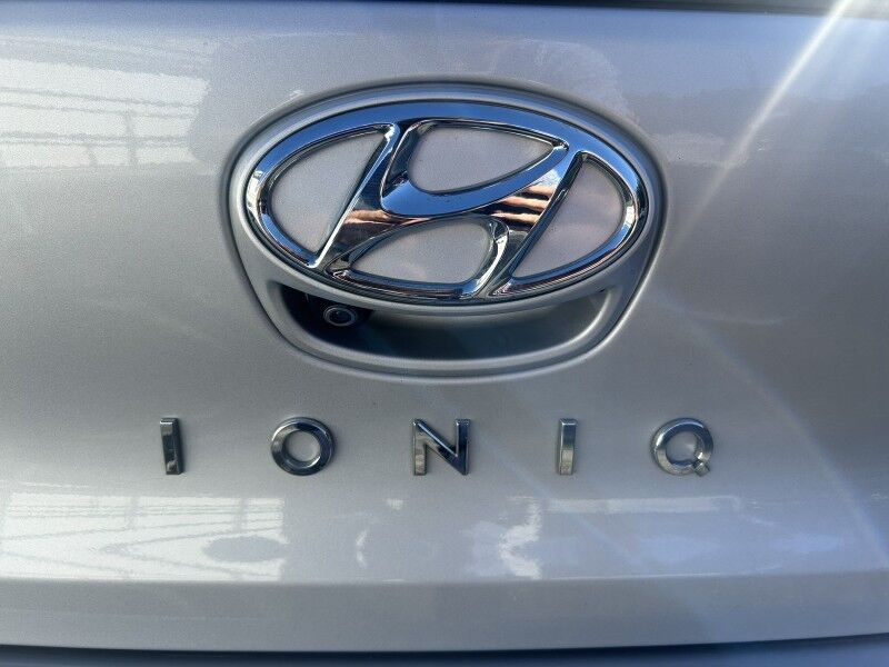 2018 Hyundai Ioniq Hybrid Blue Whitinsville MA
