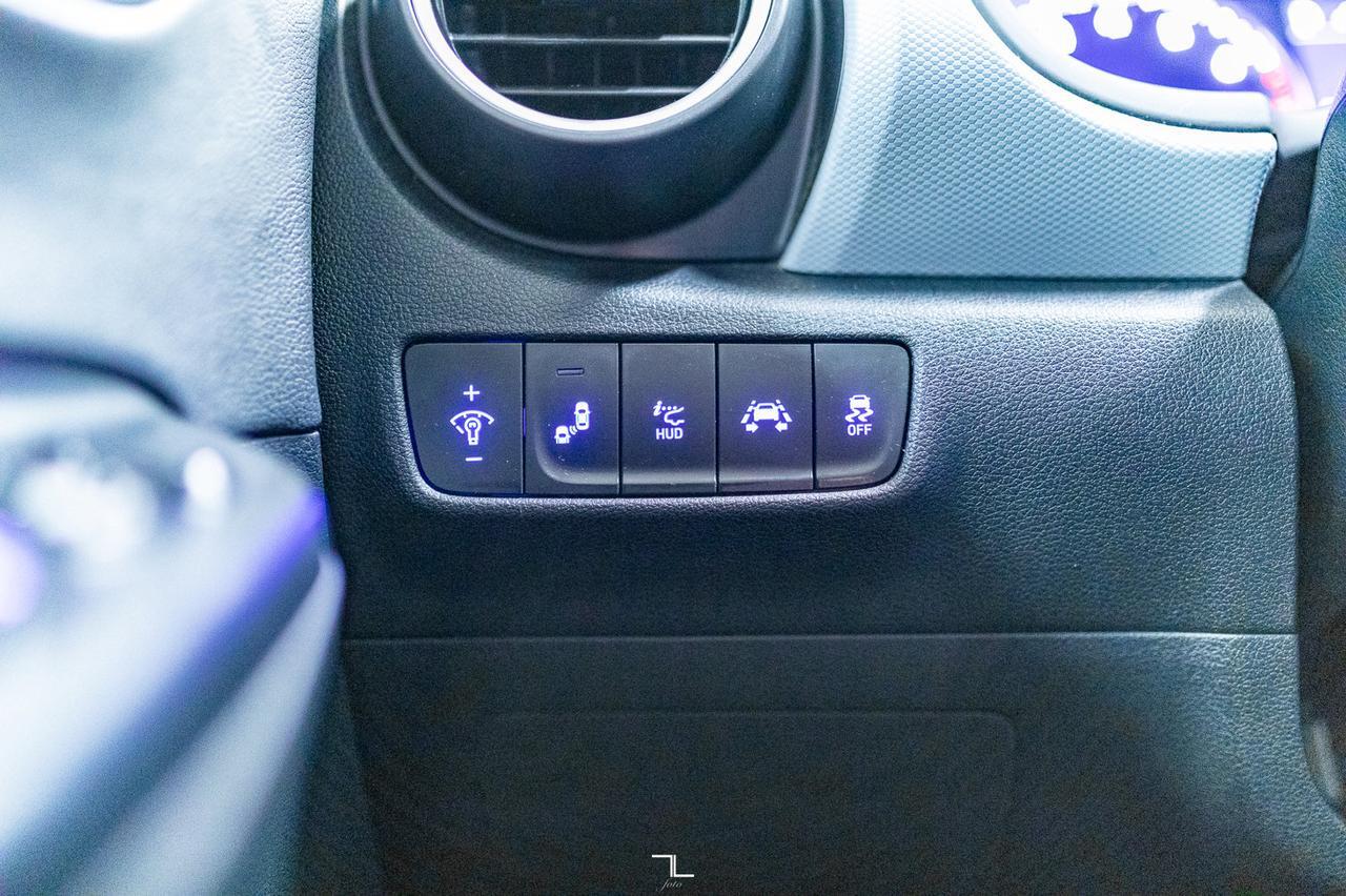 2018 Hyundai Kona AWD Ultimate Leather Roof Nav BCam Red Deer AB