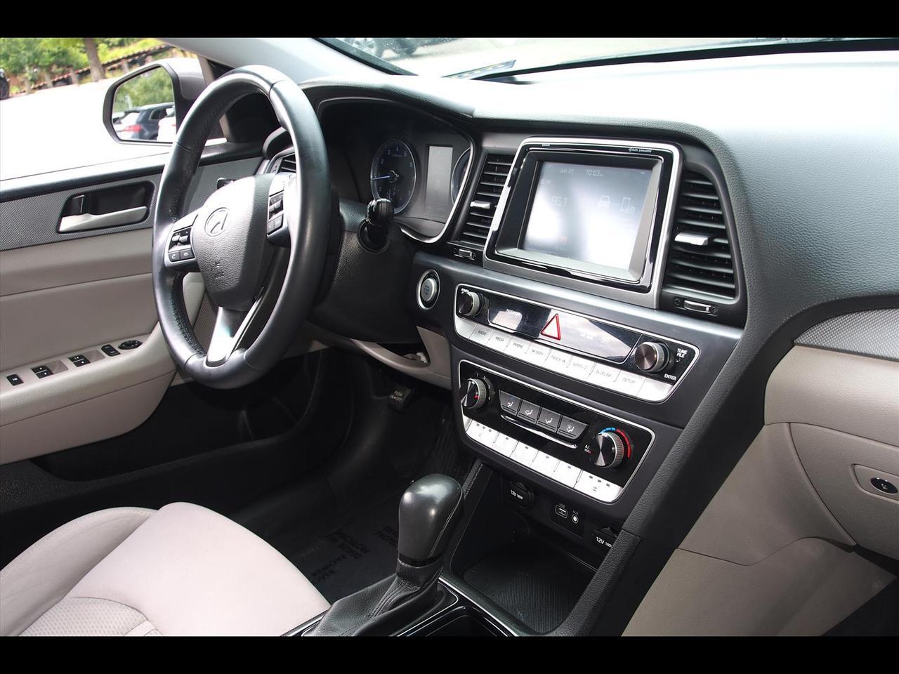 2018 Hyundai SONATA SEL