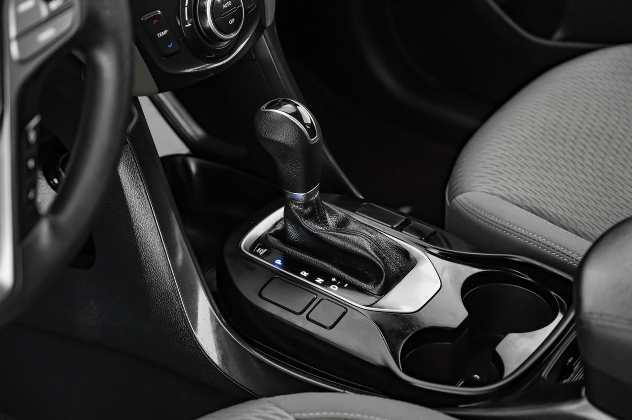 2018 Hyundai Santa Fe SE AUTOMATIC REAR CAMERA BLUETOOTH CRUISE CONTROL ALLOY WHEELS Carrollton TX