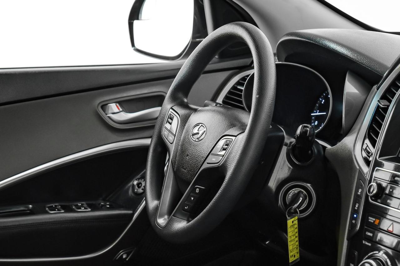 2018 Hyundai Santa Fe SE AUTOMATIC REAR CAMERA BLUETOOTH CRUISE CONTROL ALLOY WHEELS Carrollton TX