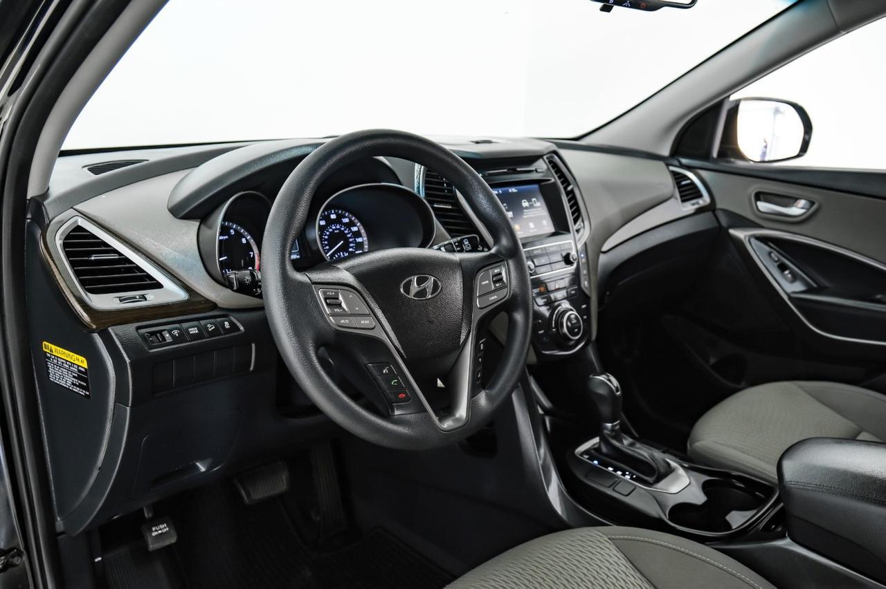 2018 Hyundai Santa Fe SE AUTOMATIC REAR CAMERA BLUETOOTH CRUISE CONTROL ALLOY WHEELS Carrollton TX