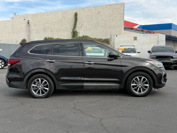 2018 Hyundai Santa Fe SE FWD