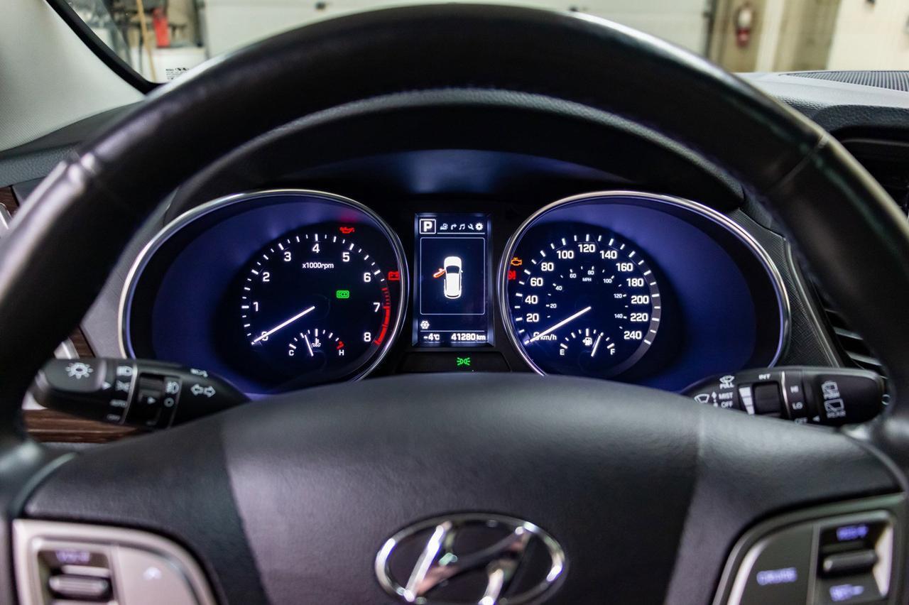 2018 Hyundai Santa Fe Sport AWD Limited Leather Roof Nav Red Deer AB