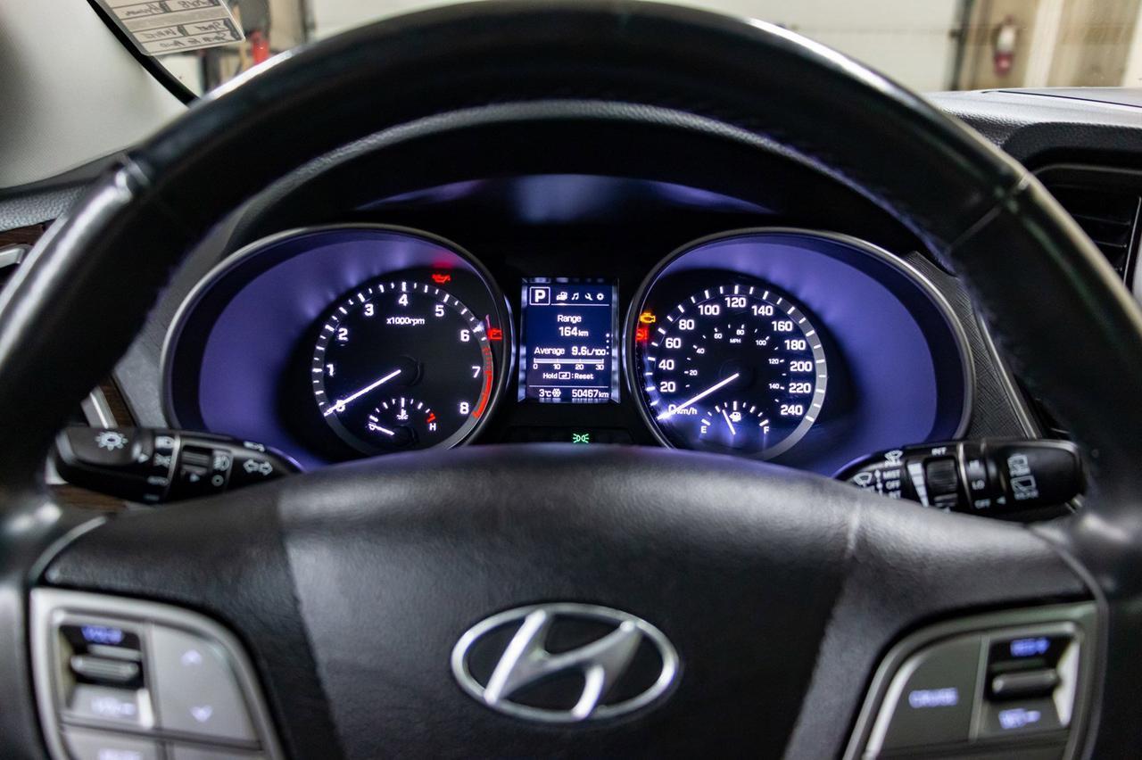 2018 Hyundai Santa Fe Sport AWD SE Leather Roof BCam Red Deer AB